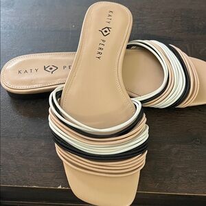 Katy Perry Women’s The Weiss Flat Sandal